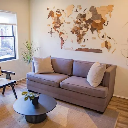 Entire Rowhouse In Capitol Hill With Free Parking Vila
